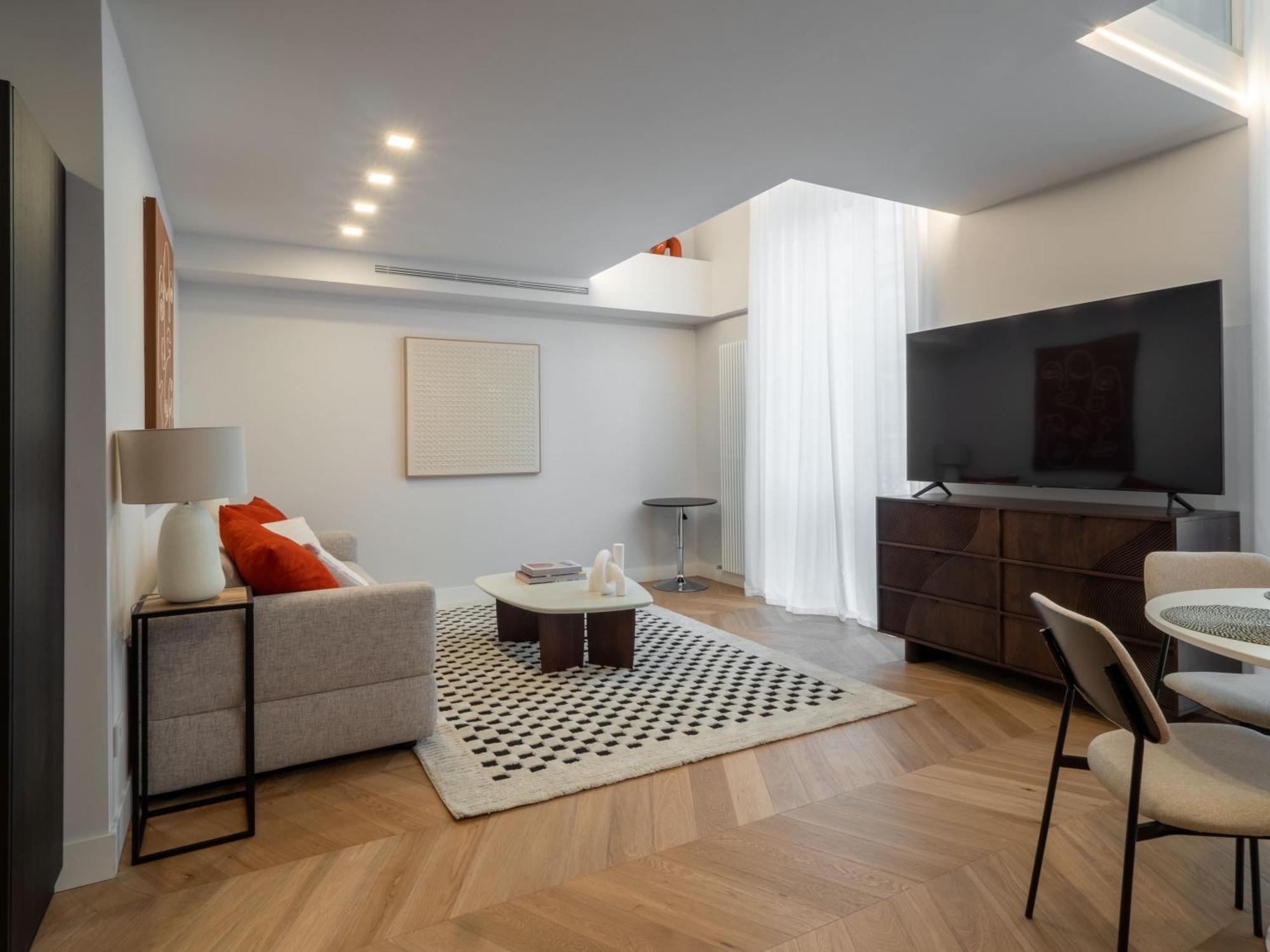 Design Su 2 Piani Via Della Spiga Appartement Milan